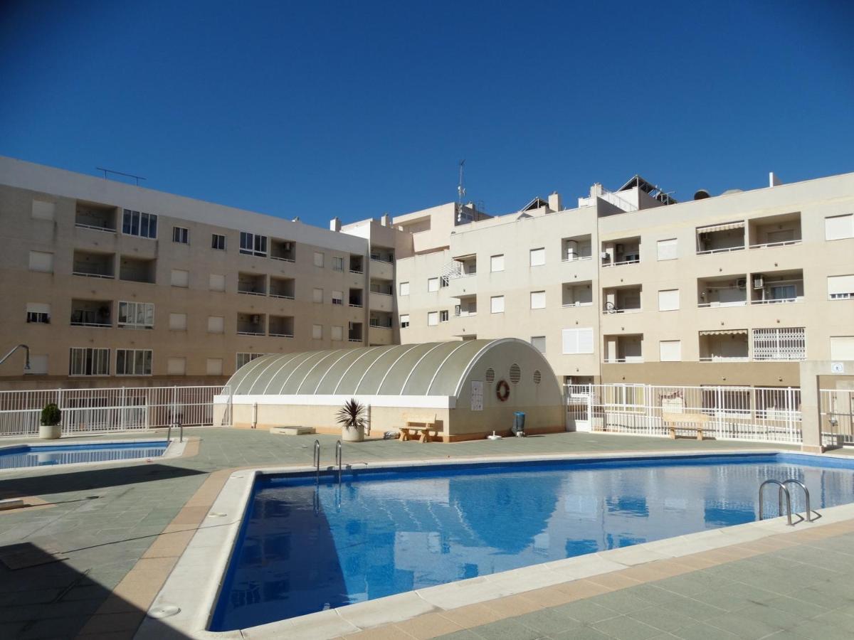 Apartamento Laguna Rosa Torrevieja Bagian luar foto